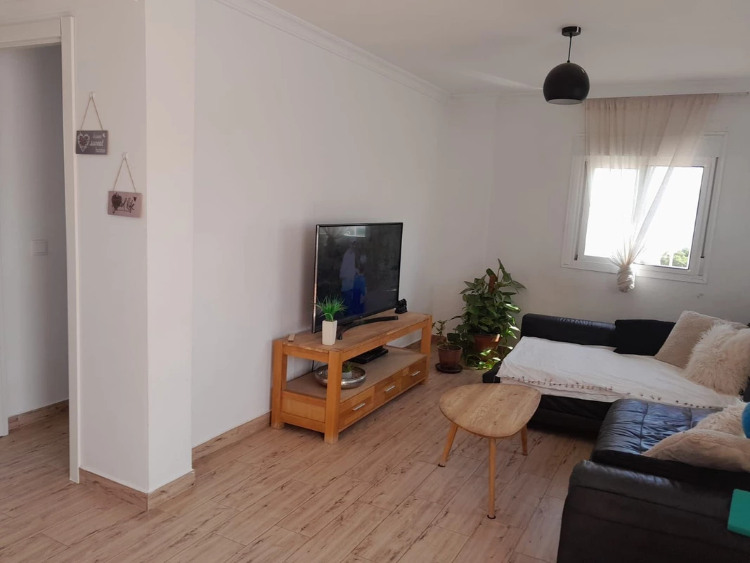 2-5bd7b9d04b45e33852eaf0ec6670150d