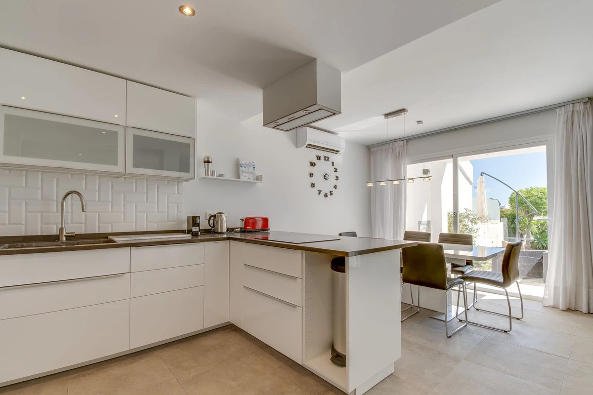 6-241328e1bcc9c0d8ce1222beb6c967a8