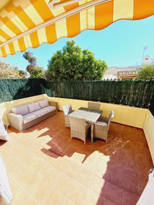 2-5bd7b9d04b45e33852eaf0ec6670150d