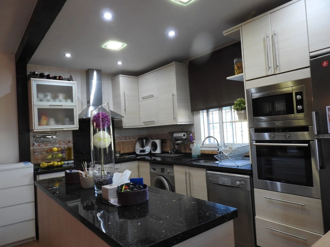 8-e64a9055bba3e77ac8aca3b893cdf826