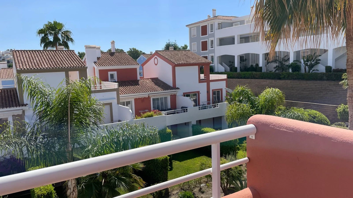 7-aa4cc561180b369757c0bb4af9886cd3