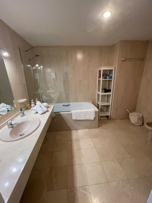 3-e898b2bb2a2fdfd06d2c39894dce8316