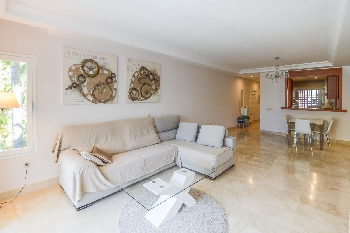 4-c23c0f86247804fa50226aecd8b0b2c8