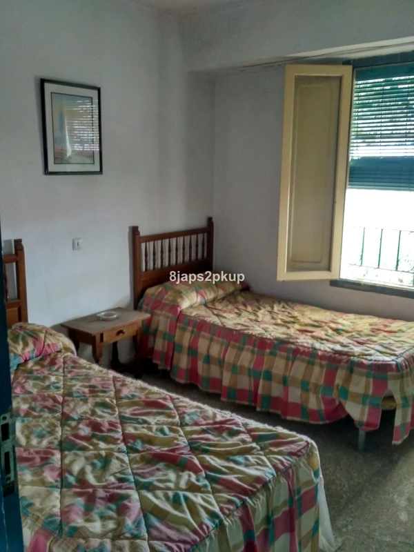 4-c23c0f86247804fa50226aecd8b0b2c8