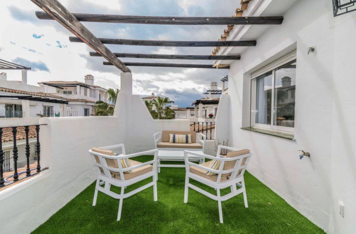 1-7980e48d732b6fc85c14b43b94d2aa54