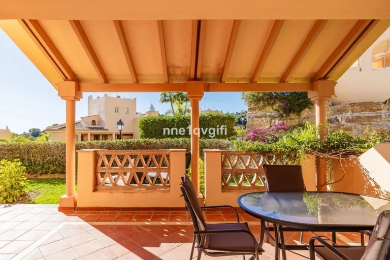 R4225666 | Ground Floor Apartment in Elviria – € 269,000 – 2 beds, 2 baths