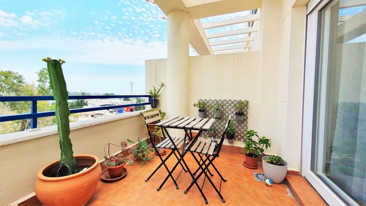 9-467d0cee5b725f3ef65f102a0c2e69c0