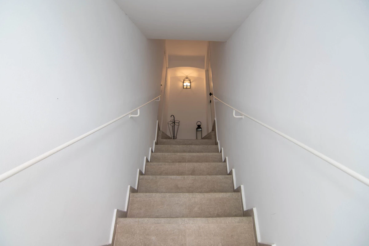 8-e64a9055bba3e77ac8aca3b893cdf826