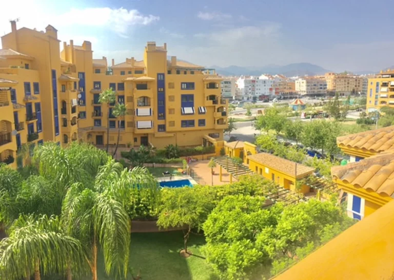 R3220750 | Penthouse in San Pedro de Alcántara – € 460,000 – 3 beds, 2 baths