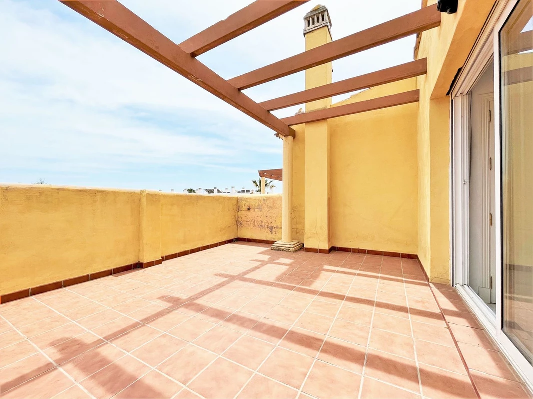 2-5bd7b9d04b45e33852eaf0ec6670150d