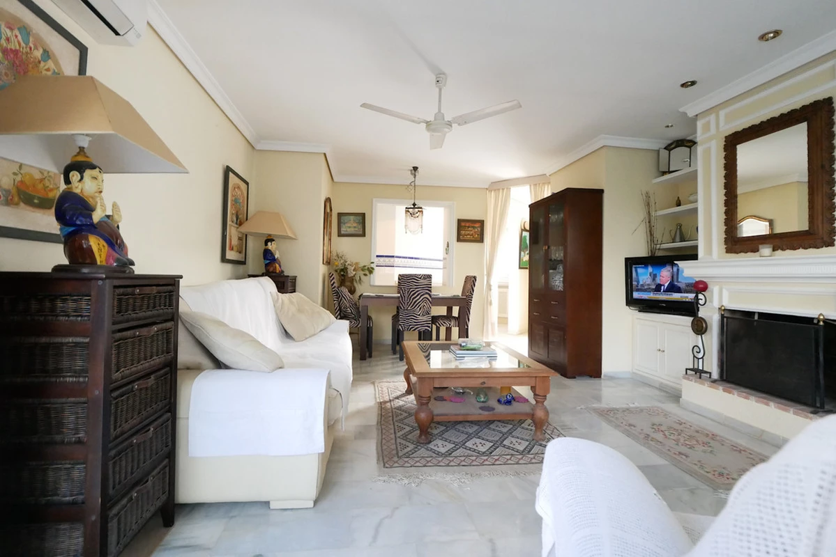 9-467d0cee5b725f3ef65f102a0c2e69c0