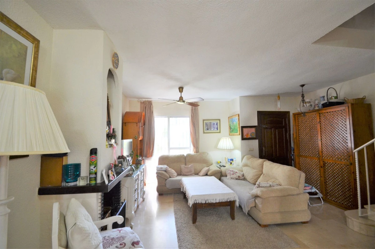 8-e64a9055bba3e77ac8aca3b893cdf826