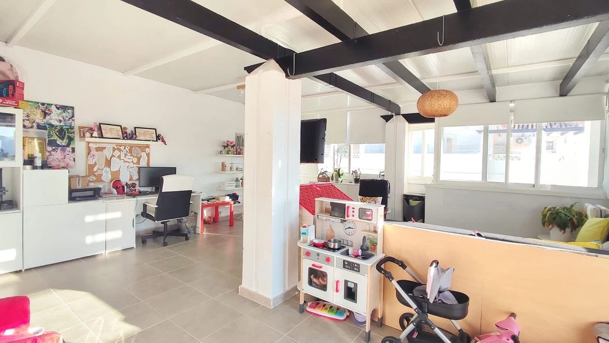 9-467d0cee5b725f3ef65f102a0c2e69c0