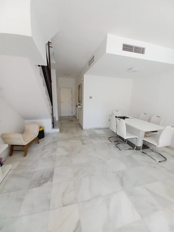 8-e64a9055bba3e77ac8aca3b893cdf826