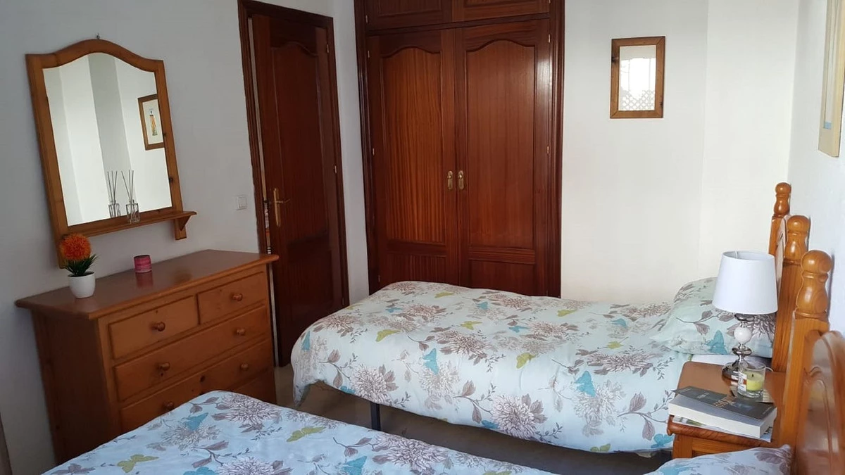 8-e64a9055bba3e77ac8aca3b893cdf826