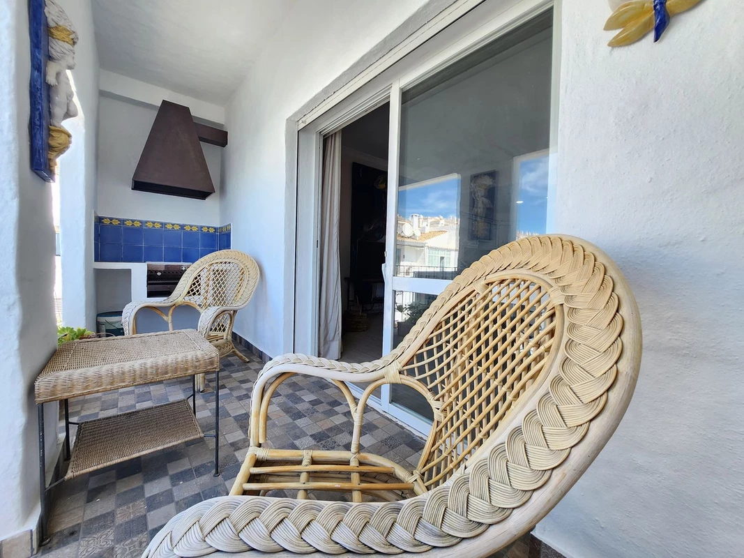 8-e64a9055bba3e77ac8aca3b893cdf826