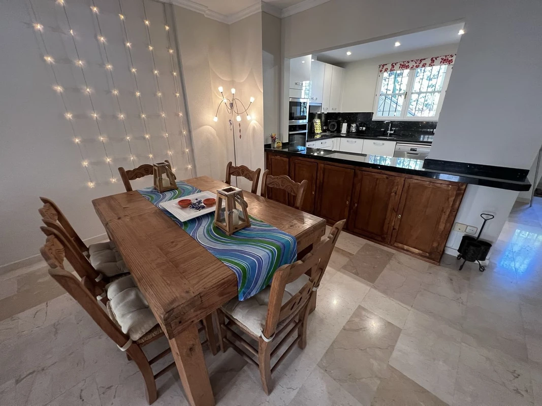 8-e64a9055bba3e77ac8aca3b893cdf826