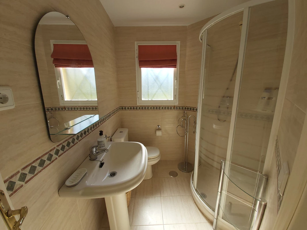 9-467d0cee5b725f3ef65f102a0c2e69c0