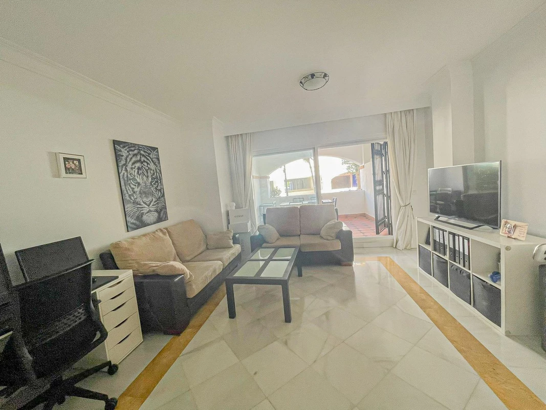 2-5bd7b9d04b45e33852eaf0ec6670150d