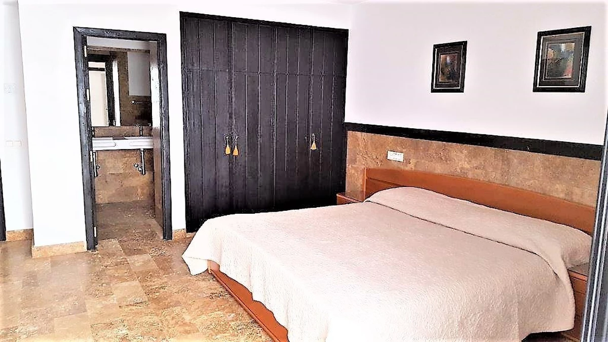 7-aa4cc561180b369757c0bb4af9886cd3