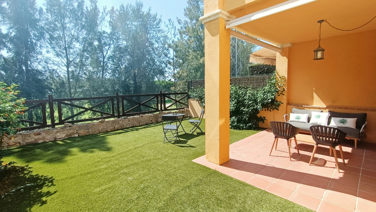 2-5bd7b9d04b45e33852eaf0ec6670150d