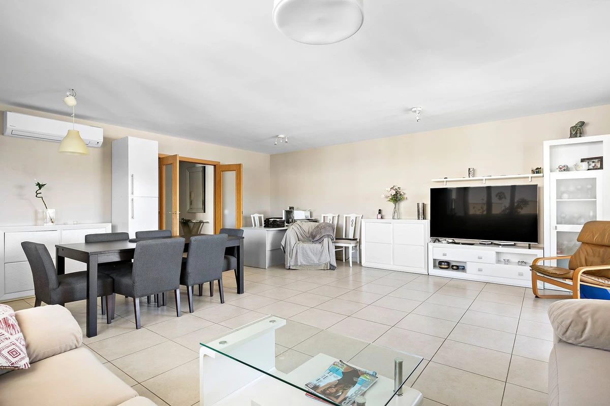 2-5bd7b9d04b45e33852eaf0ec6670150d