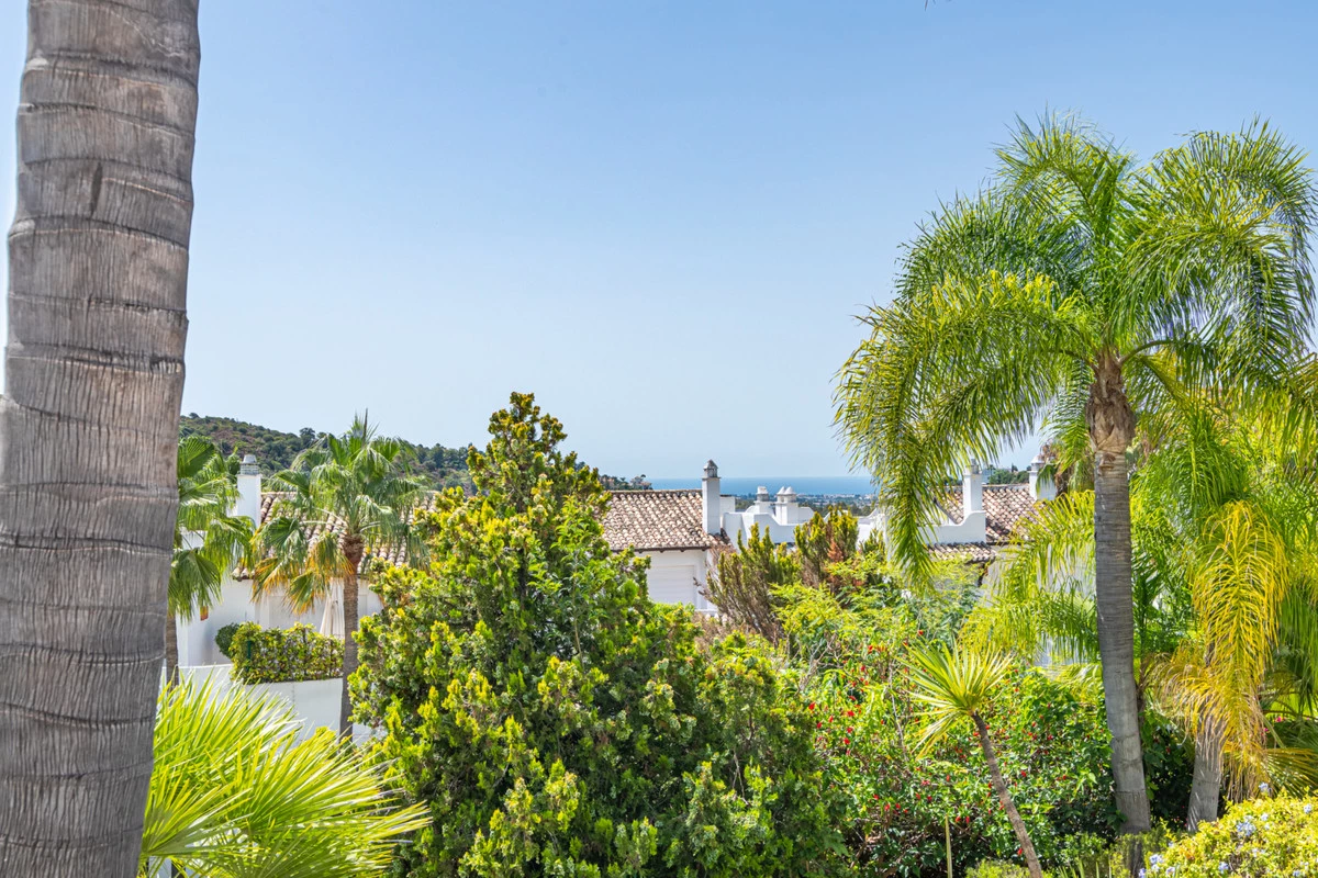 8-e64a9055bba3e77ac8aca3b893cdf826