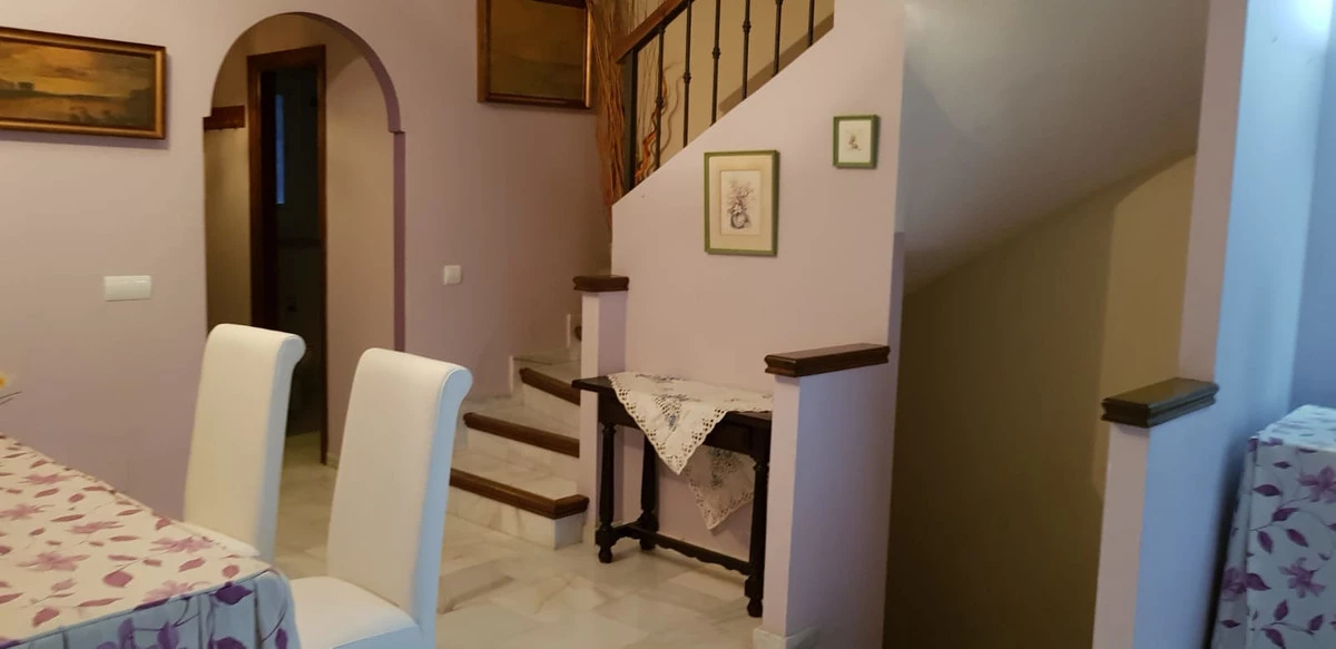 7-aa4cc561180b369757c0bb4af9886cd3