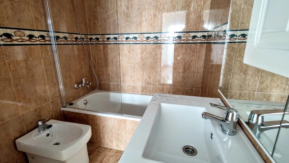 7-aa4cc561180b369757c0bb4af9886cd3