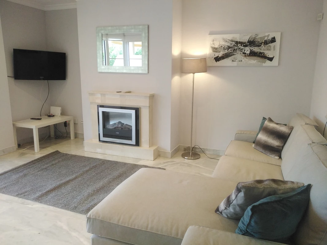 3-e898b2bb2a2fdfd06d2c39894dce8316