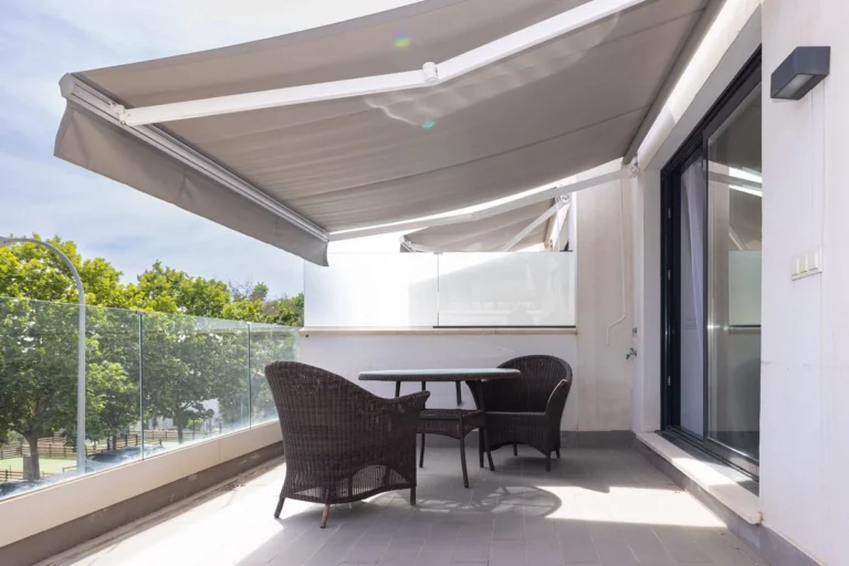 R4313470 | Middle Floor Apartment in Marbella – € 445,000 – 3 beds, 2 baths