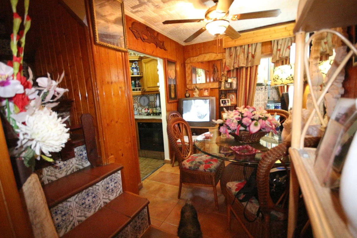 6-241328e1bcc9c0d8ce1222beb6c967a8