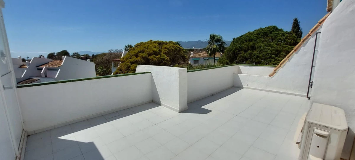 1-7980e48d732b6fc85c14b43b94d2aa54