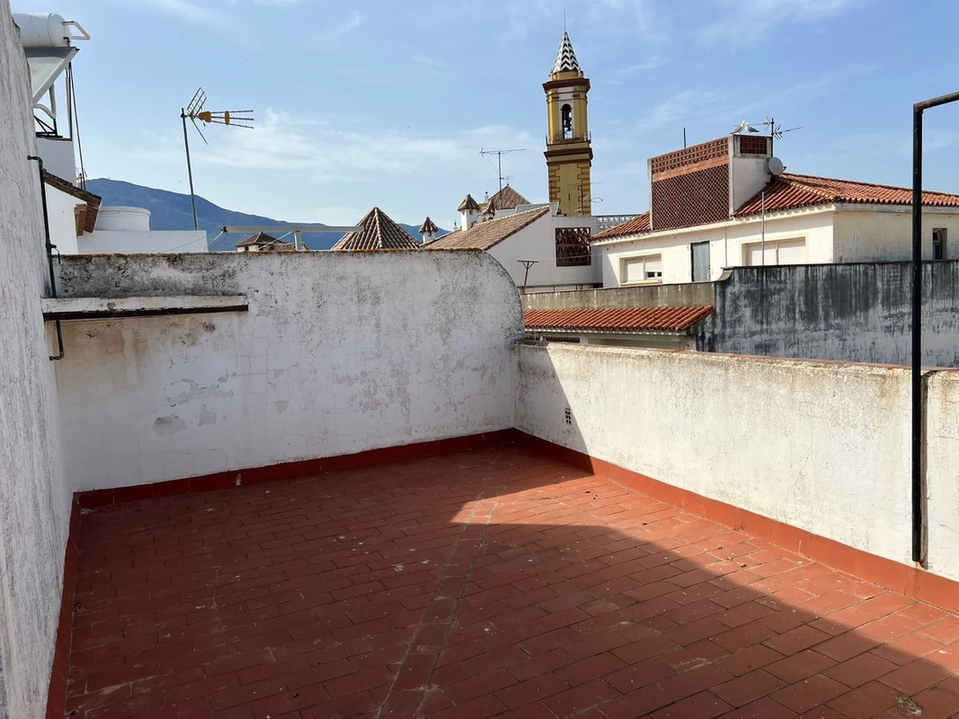 2-5bd7b9d04b45e33852eaf0ec6670150d