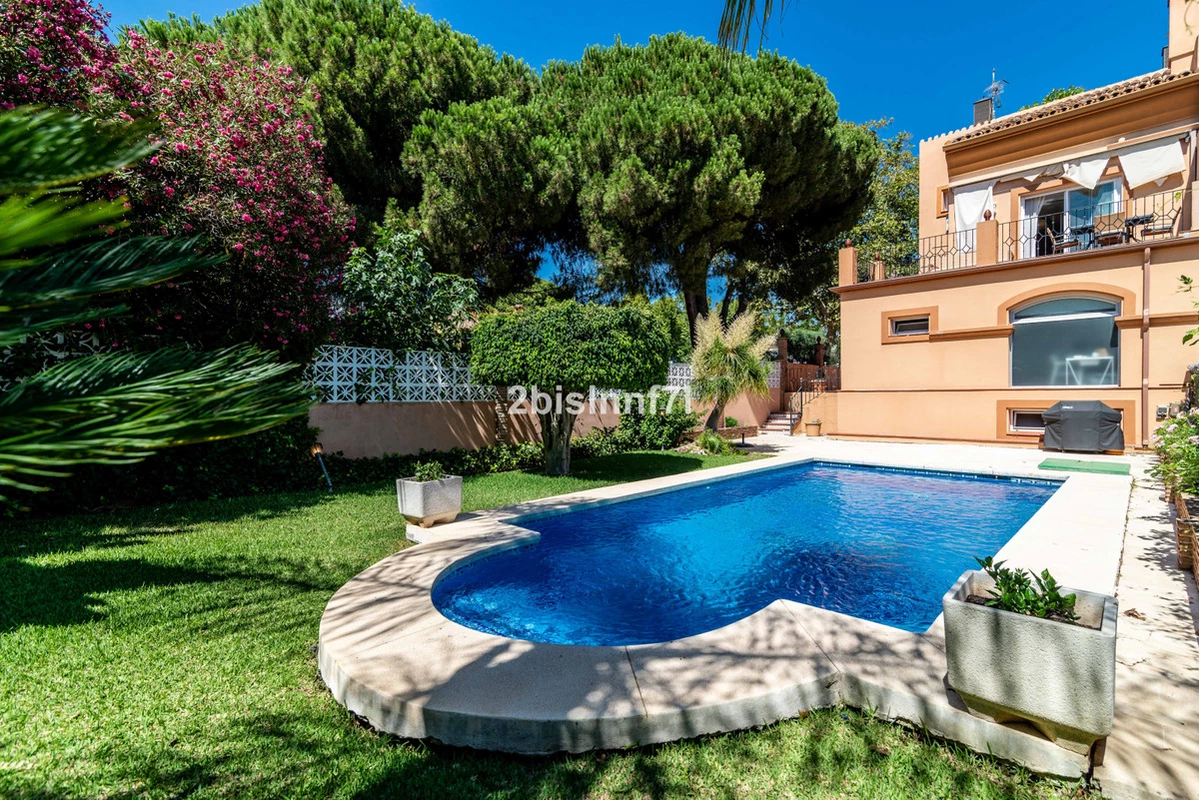 3-e898b2bb2a2fdfd06d2c39894dce8316