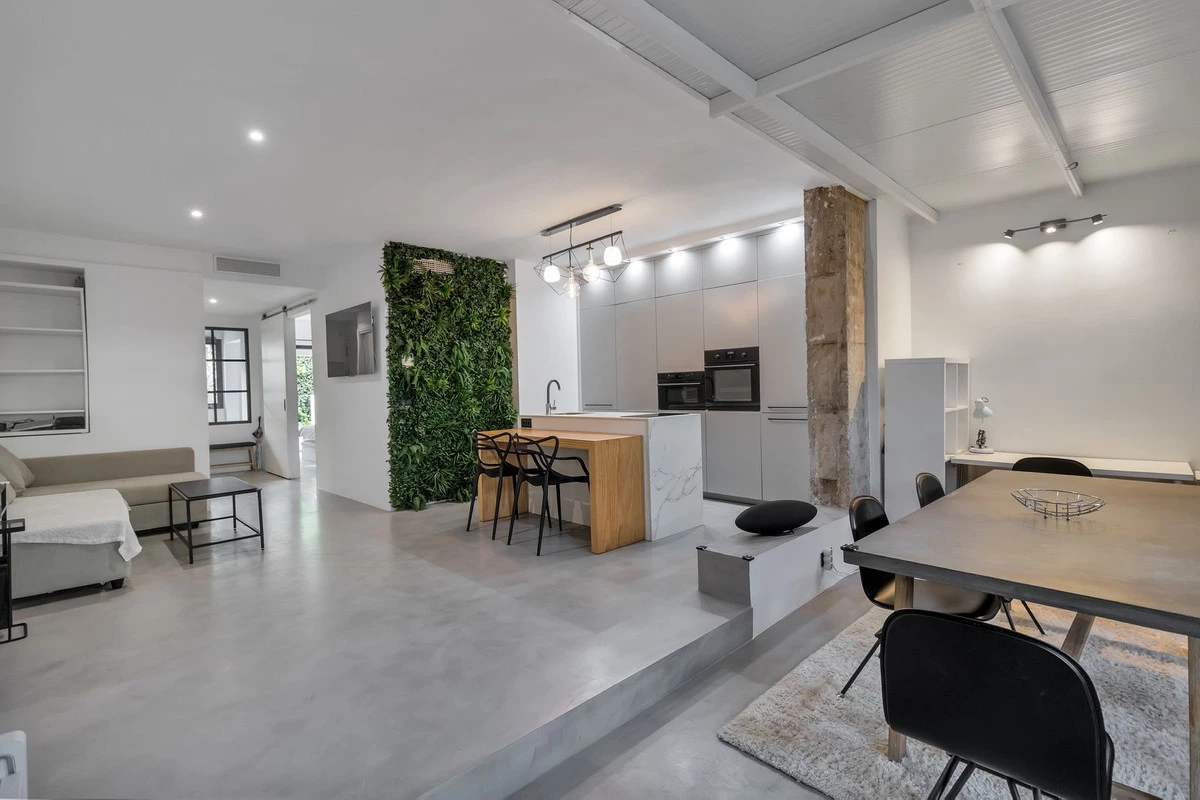 4-c23c0f86247804fa50226aecd8b0b2c8