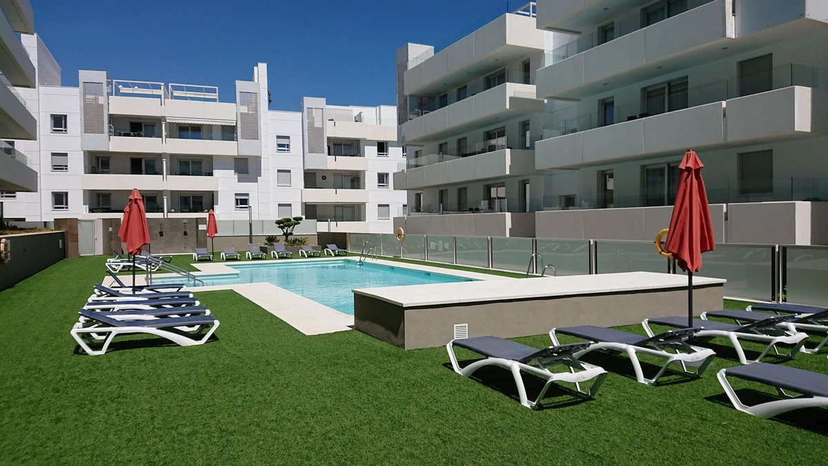 2-5bd7b9d04b45e33852eaf0ec6670150d