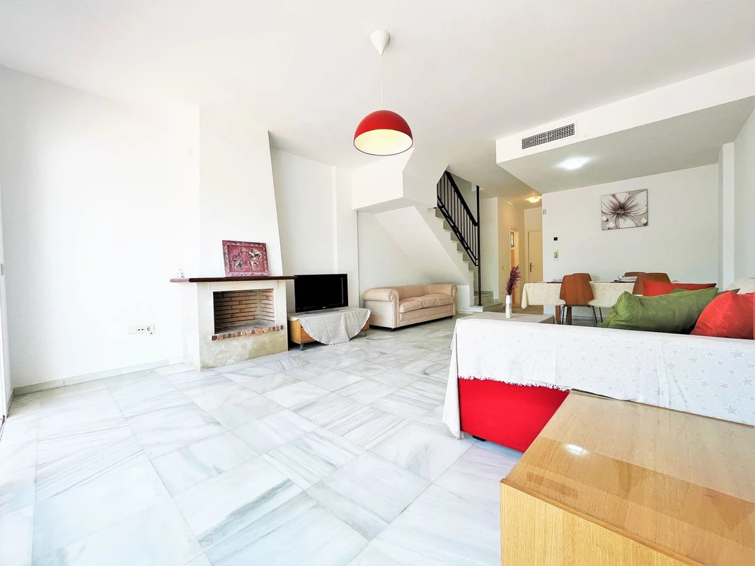 8-e64a9055bba3e77ac8aca3b893cdf826