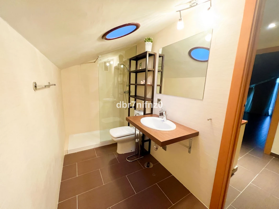 9-467d0cee5b725f3ef65f102a0c2e69c0