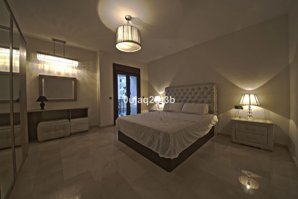 9-467d0cee5b725f3ef65f102a0c2e69c0