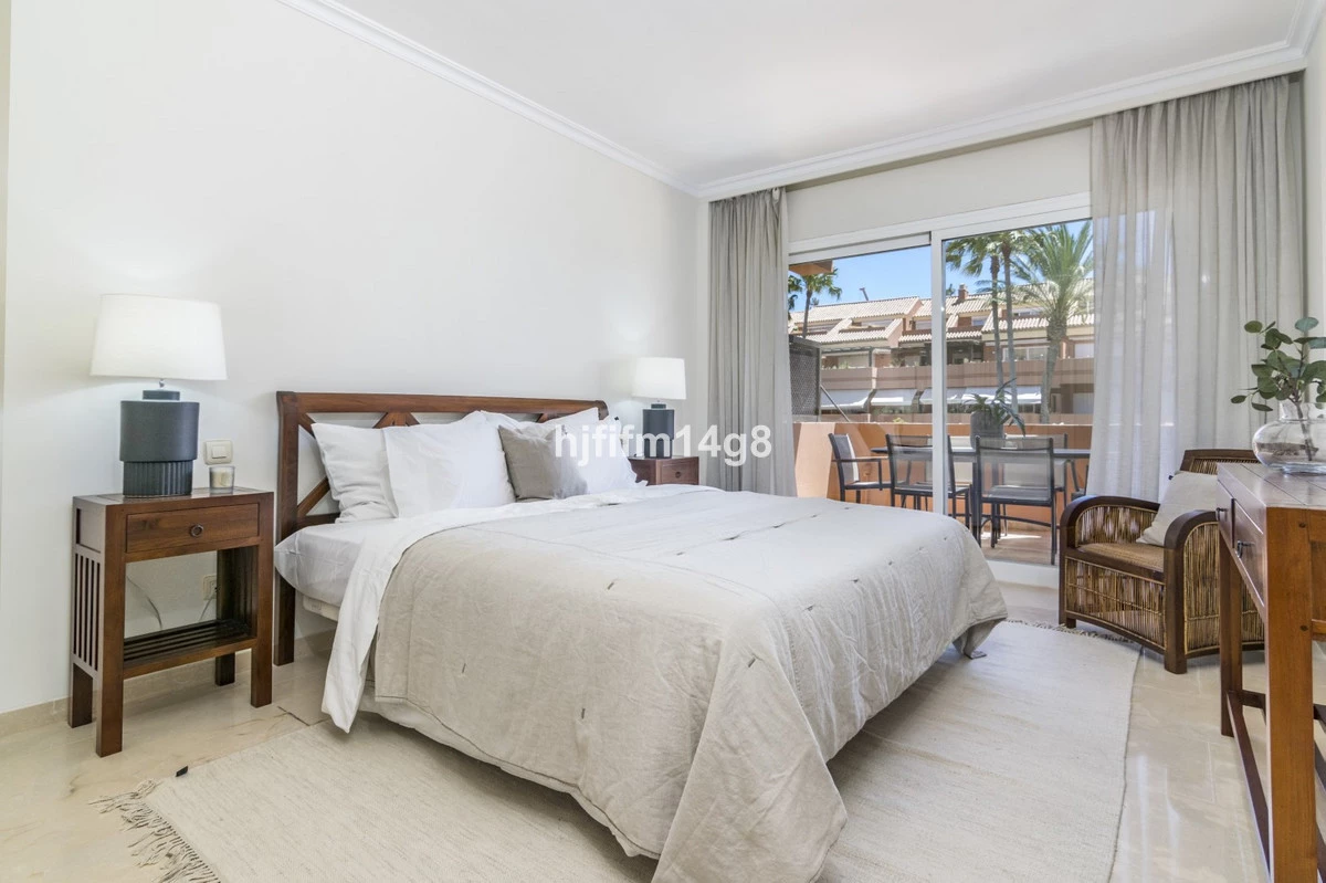 8-e64a9055bba3e77ac8aca3b893cdf826