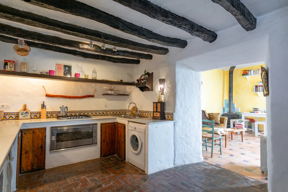 9-467d0cee5b725f3ef65f102a0c2e69c0