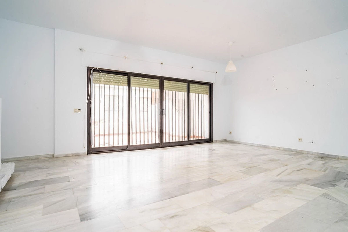 2-5bd7b9d04b45e33852eaf0ec6670150d