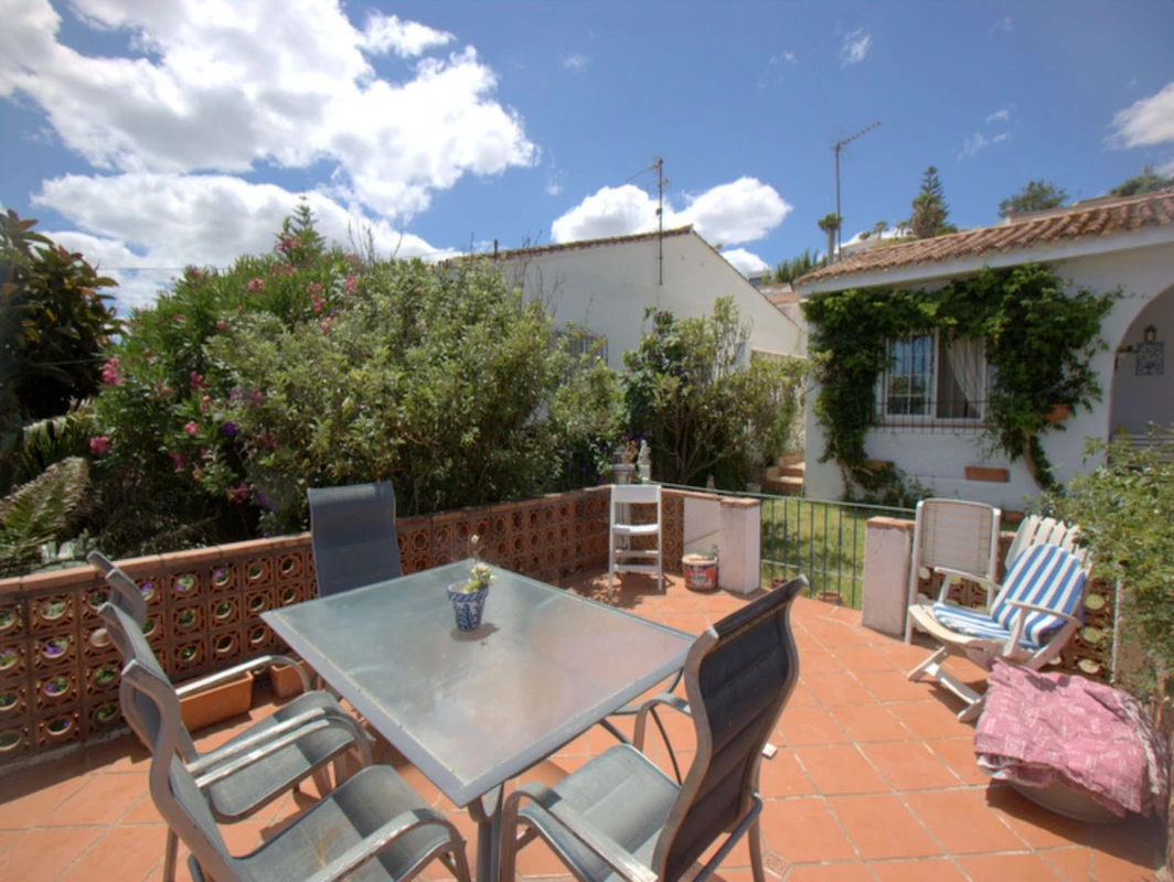 4-c23c0f86247804fa50226aecd8b0b2c8