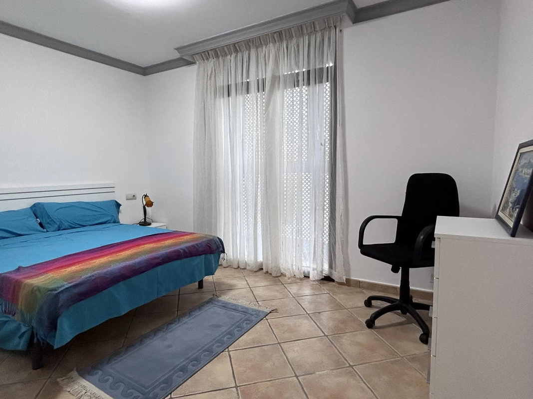 7-aa4cc561180b369757c0bb4af9886cd3