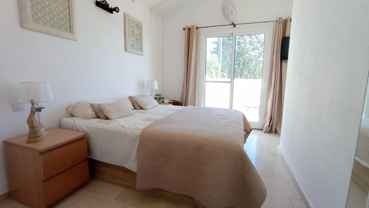 8-e64a9055bba3e77ac8aca3b893cdf826