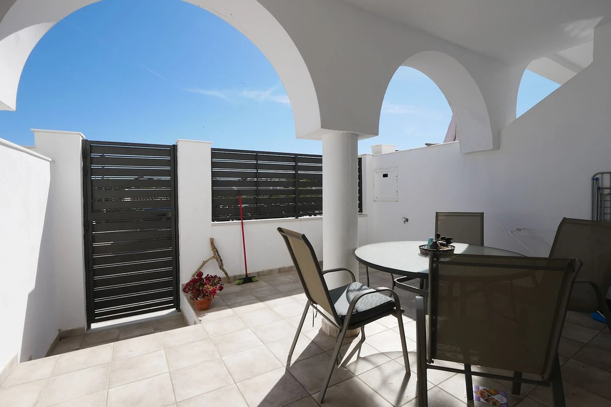 9-467d0cee5b725f3ef65f102a0c2e69c0