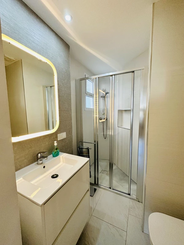 8-e64a9055bba3e77ac8aca3b893cdf826