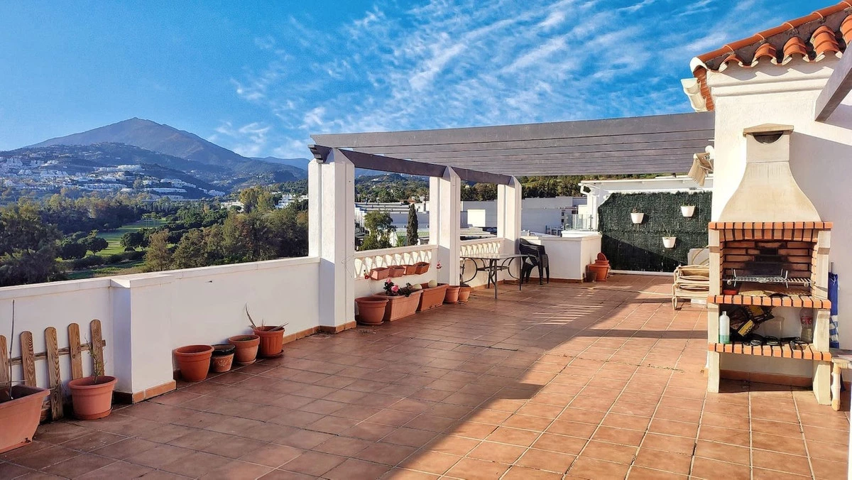 1-7980e48d732b6fc85c14b43b94d2aa54