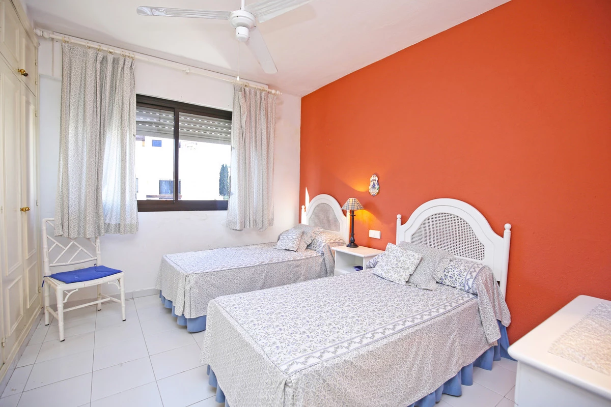 4-c23c0f86247804fa50226aecd8b0b2c8